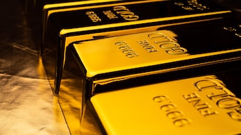 Gold At $5,400: Goldman Sachs Maintains Year-End Projection, But With Riders