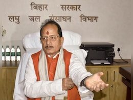 खराब प्रदर्शन वाले अधिकारी को सख्त संदेश, शिकायत पेटी... बिहार में राजस्व कर्मियों को विजय सिन्हा ने चेताया