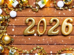 Happy New Year 2026 Wishes: नए वर्ष का ये प्रभात... इन शानदार मैसेज-शायरियों के साथ अपनों को भेजे नए साल की बधाई और शुभकामनाएं