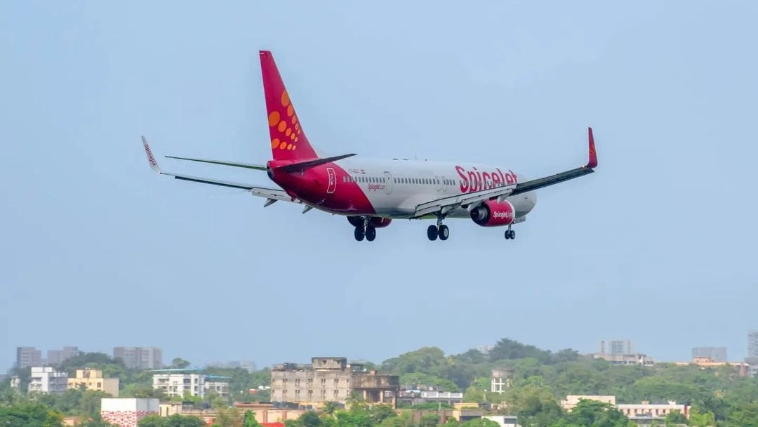 SpiceJet To Lay Off Up To 15% Employees By March-End To Trim Costs