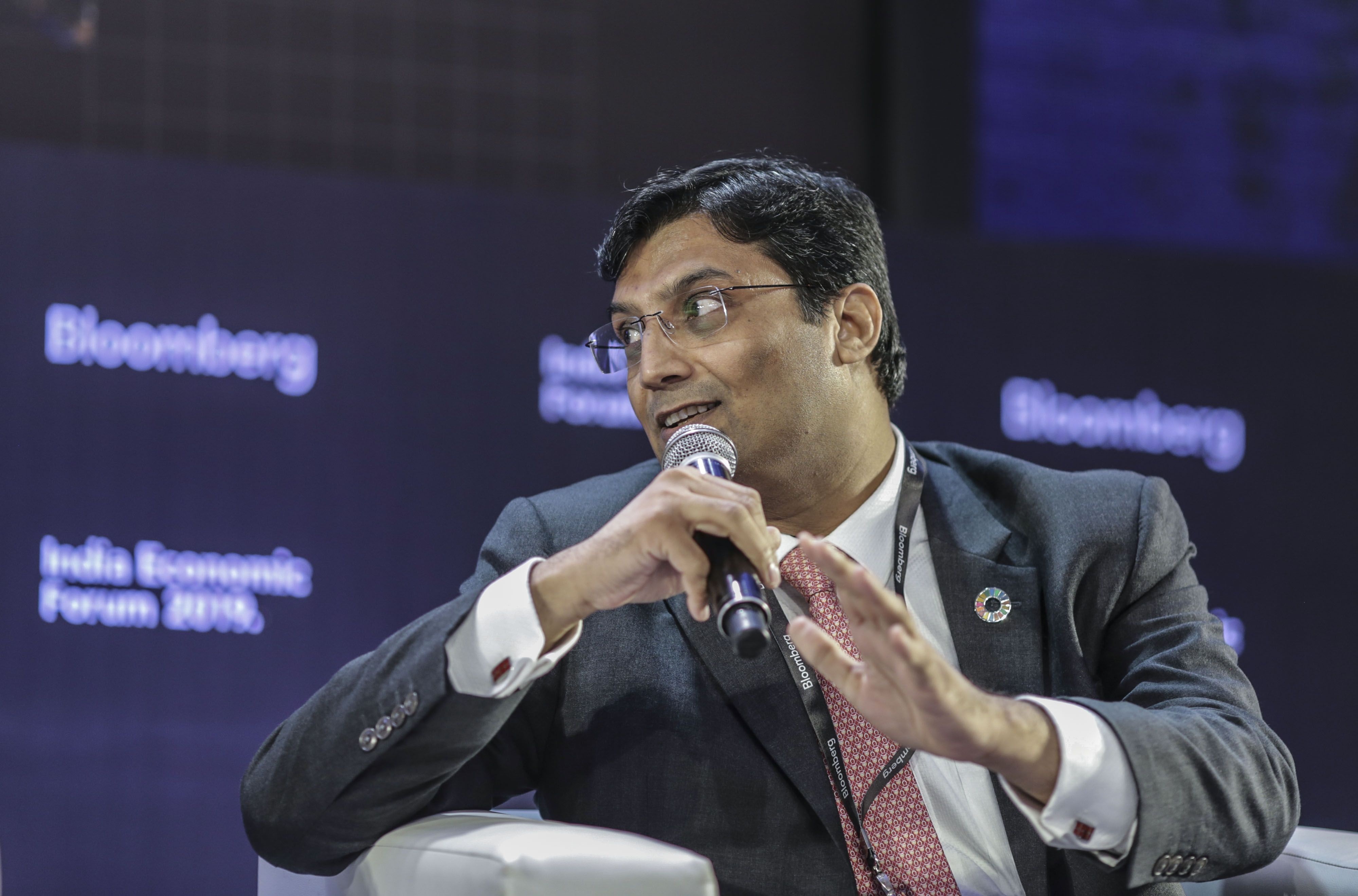 Navneet Munot To Take Charge Of HDFC Mutual Fund As MD And CEO
