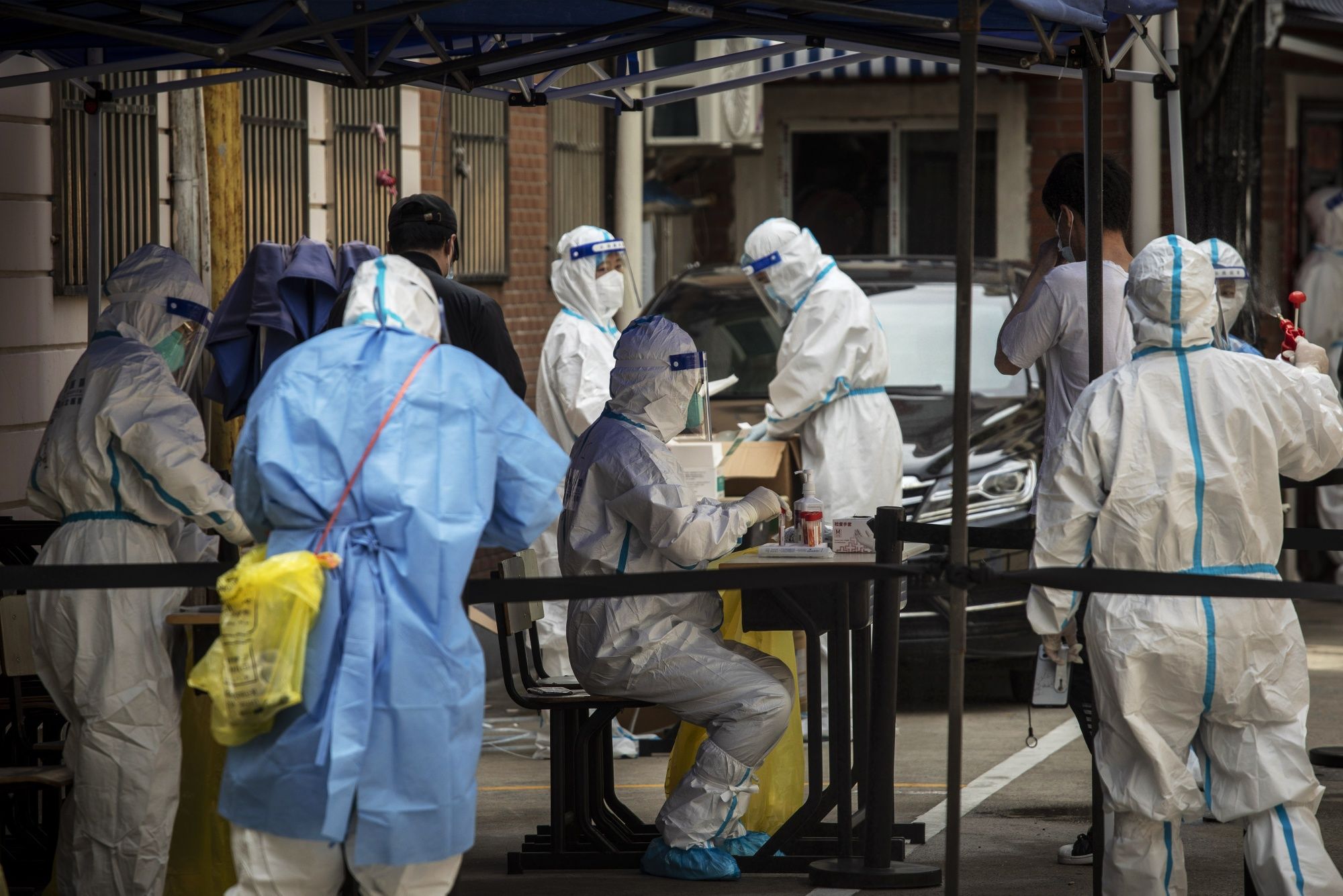 Xi&rsquo;s Covid Policy Crosses a Line With Invasive Home Disinfection