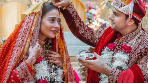 सारा खान ने शेयर किया शादी का नया वीडियो, मांग में सिंदूर लगाए दिखीं बिदाई की साधना