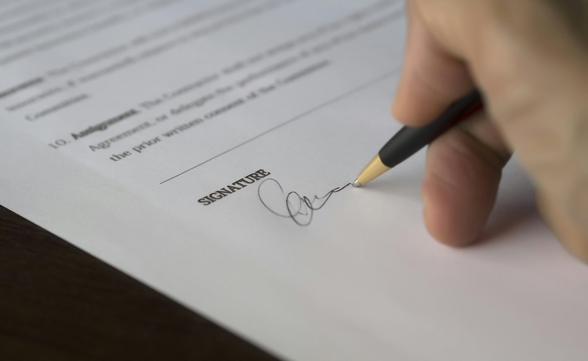 Student Loses Job Offer After Questioning Salary Discrepancy, Faces College Placement Ban