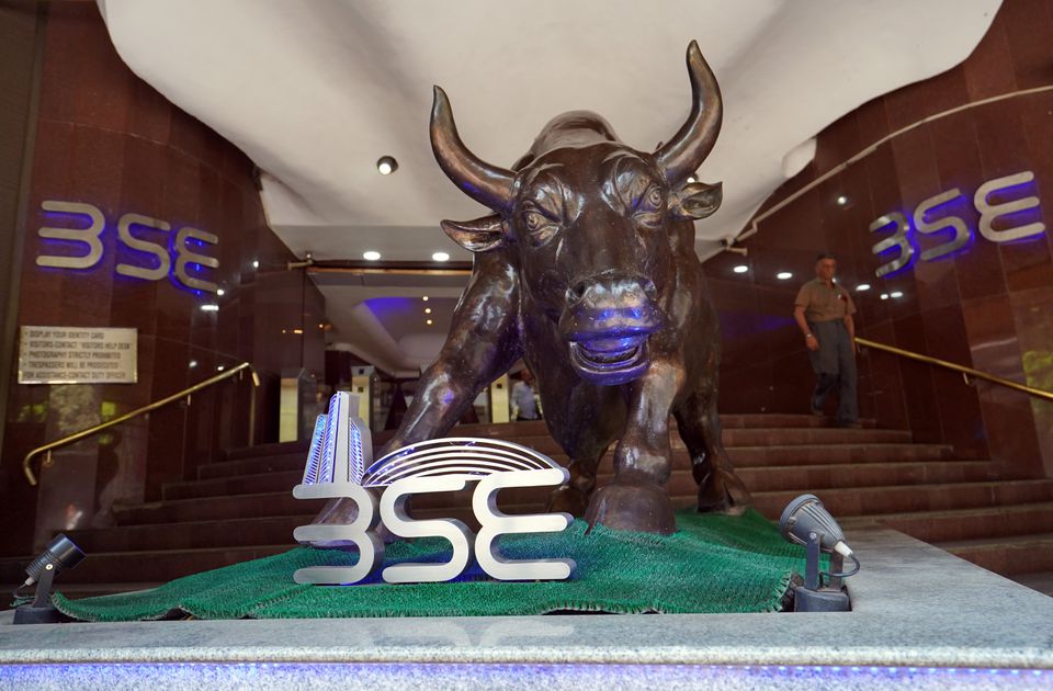 Stock Market Today: Sensex, Nifty Extend Declines For Third-Straight Session; FPIs Remain Net Sellers