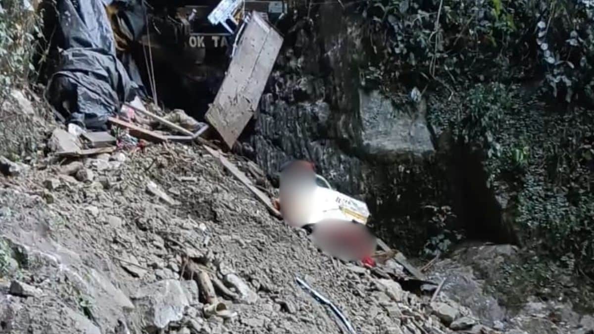 Tragic Accident in Arunachal Pradesh: 21 Assam Laborers Feared Dead After Truck Plunges into Gorge