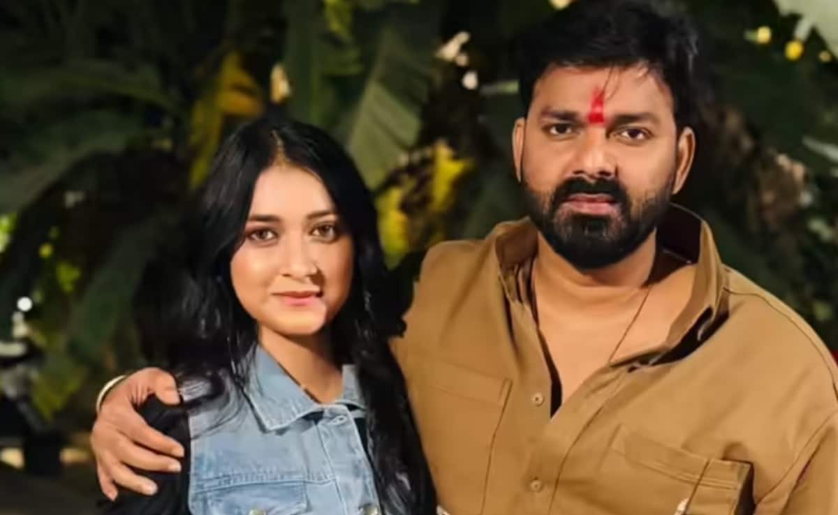 पवन सिंह के साथ नजर आईं मिस्ट्री गर्ल! तस्वीर वायरल हुई तो पता चला ये तो