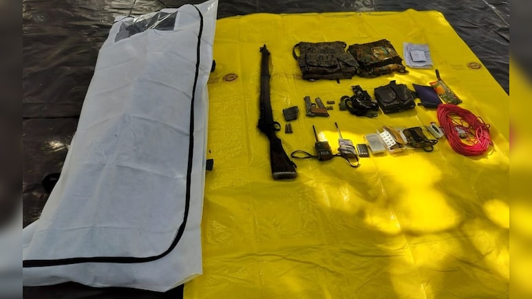 Naxal Encounter: बीजापुर के जंगलों में फिर तड़तड़ाईं गोलियां, सुरक्षाबलों ने एक नक्सली को किया ढेर