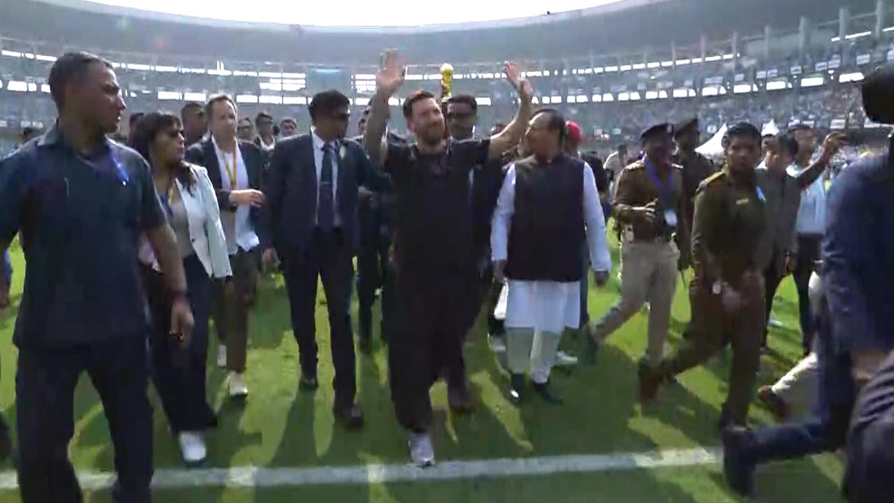 Lionel Messi's Stadium Lap Cut Short In Kolkata, Fans Outraged
