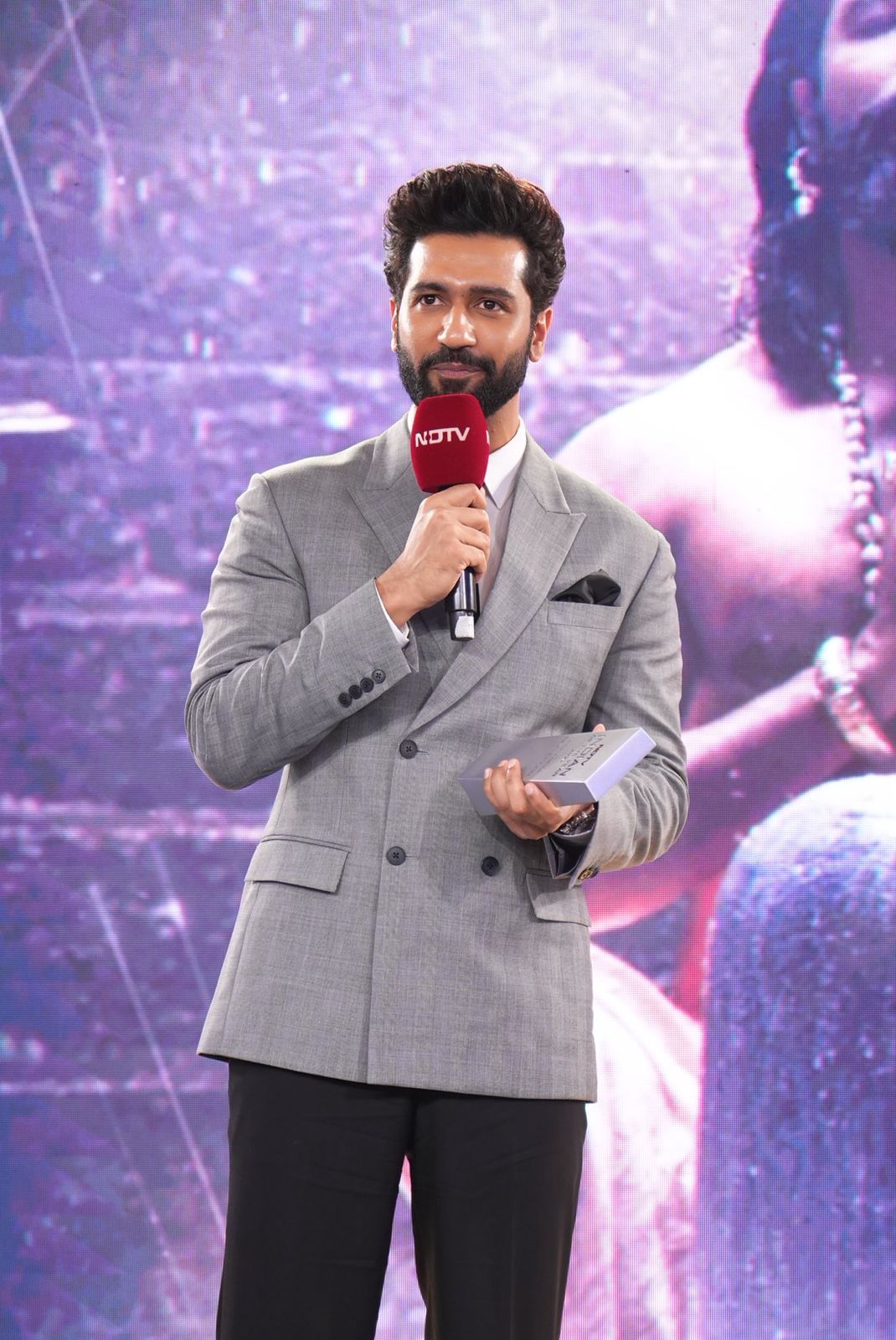 New Dad Vicky Kaushal Says "Better At Changing Diapers Than Acting" At NDTV Indian Of The Year 2025