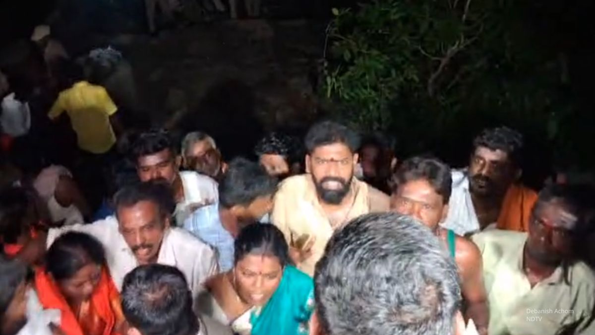 "Cocking A Snook": Court Raps Tamil Nadu For "Disobeying" Temple Lamp Order