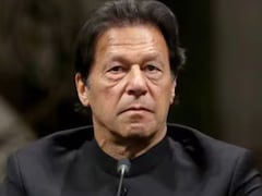 आंख के इलाज के लिए जेल से अस्पताल में शिफ्ट किए जाएंगे इमरान खान, गई  85% रोशनी