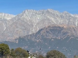 बर्फ के मौसम में काले पहाड़, धौलाधार से बर्फ गायब, हिमालय को यह लगी किसकी नजर!