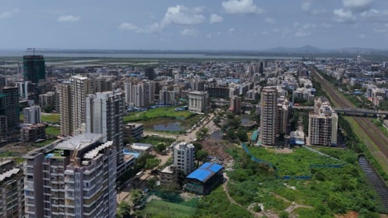 NRI Returns After 7 Years, Amazed by India's Rapid Transformation: "Digital Payments Are Everywhere"