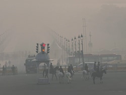 Dense Fog In Delhi, Air Quality Edges Close To 'Severe' Category
