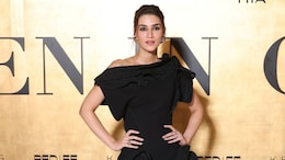 Kriti Sanon Steals The Spotlight In An All-Black Gown At The Red Sea Film Festival