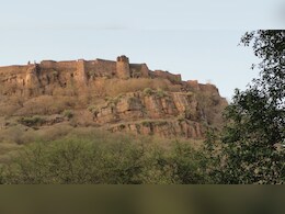 रणथम्भौर की पहाड़ियों पर हो सकेगा खनन, सुप्रीम कोर्ट ने अरावली से माना बाहर