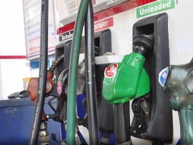 Petrol, Diesel Prices Kept Unchanged. See Rates