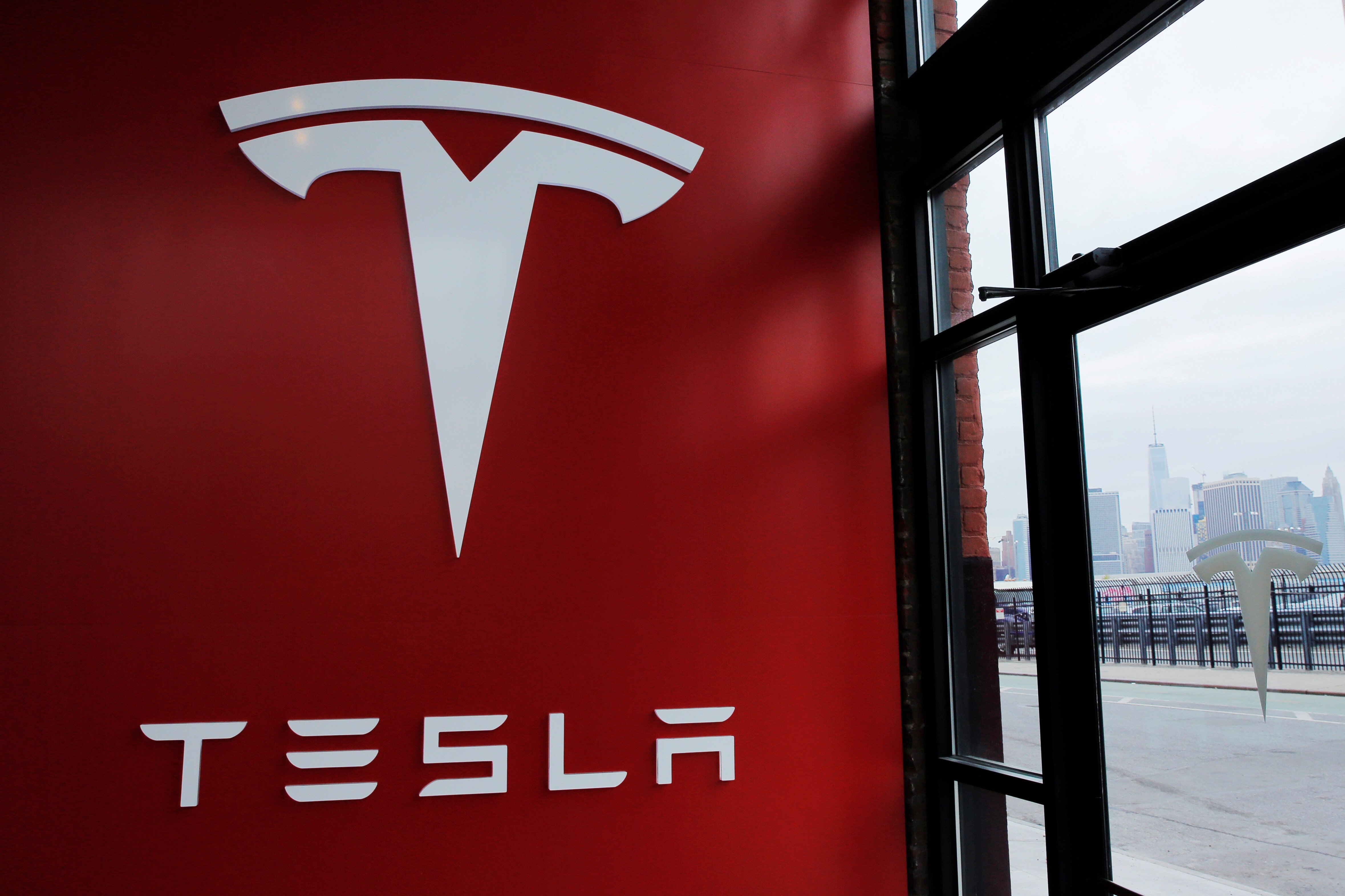 Tesla's Fatal Crash In Florida Will Be Investigated: US Traffic Safety Agency