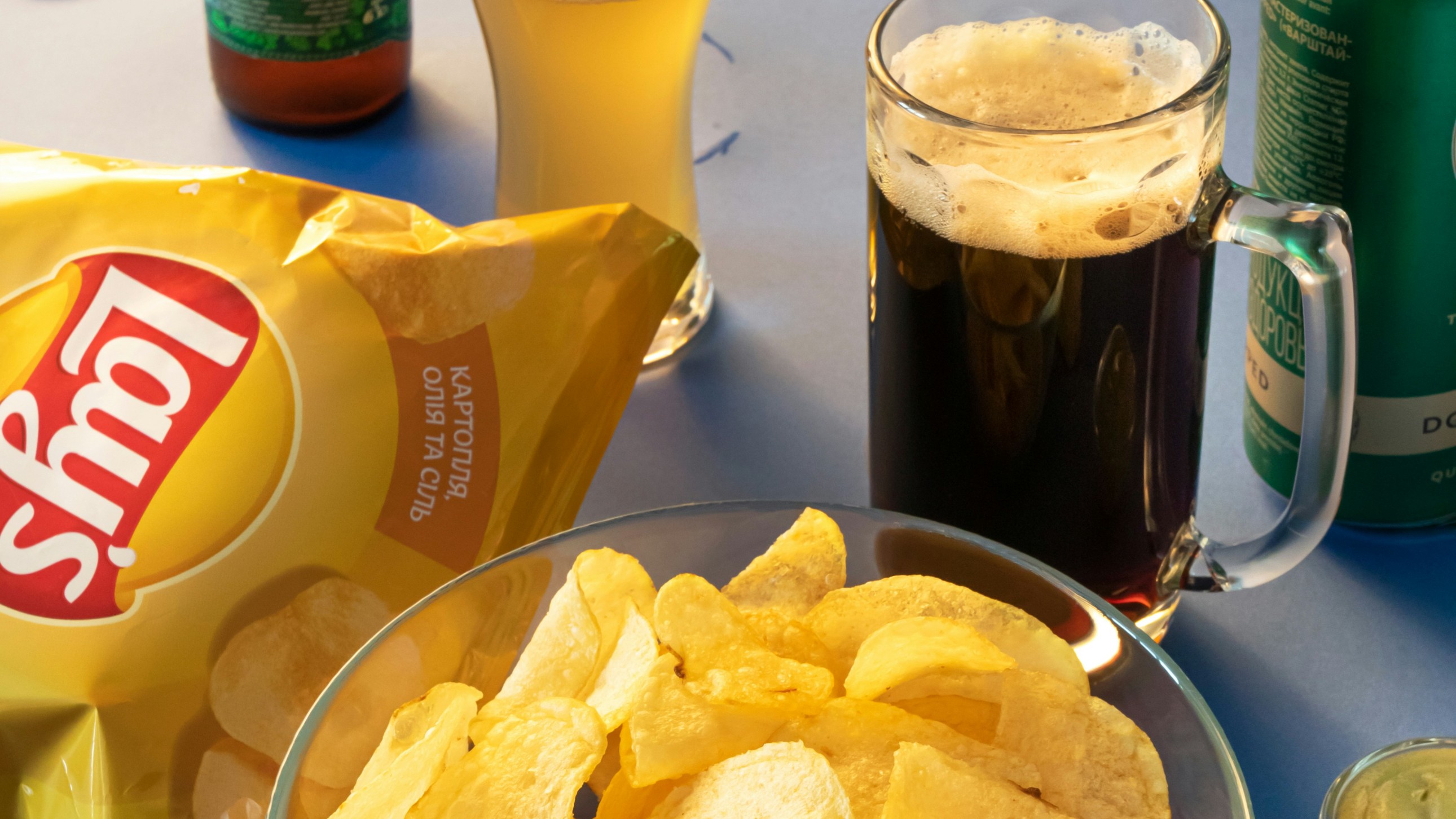 Midnight India: Potato Chips To Red Bull &mdash; What The Nation Craves After 11 PM