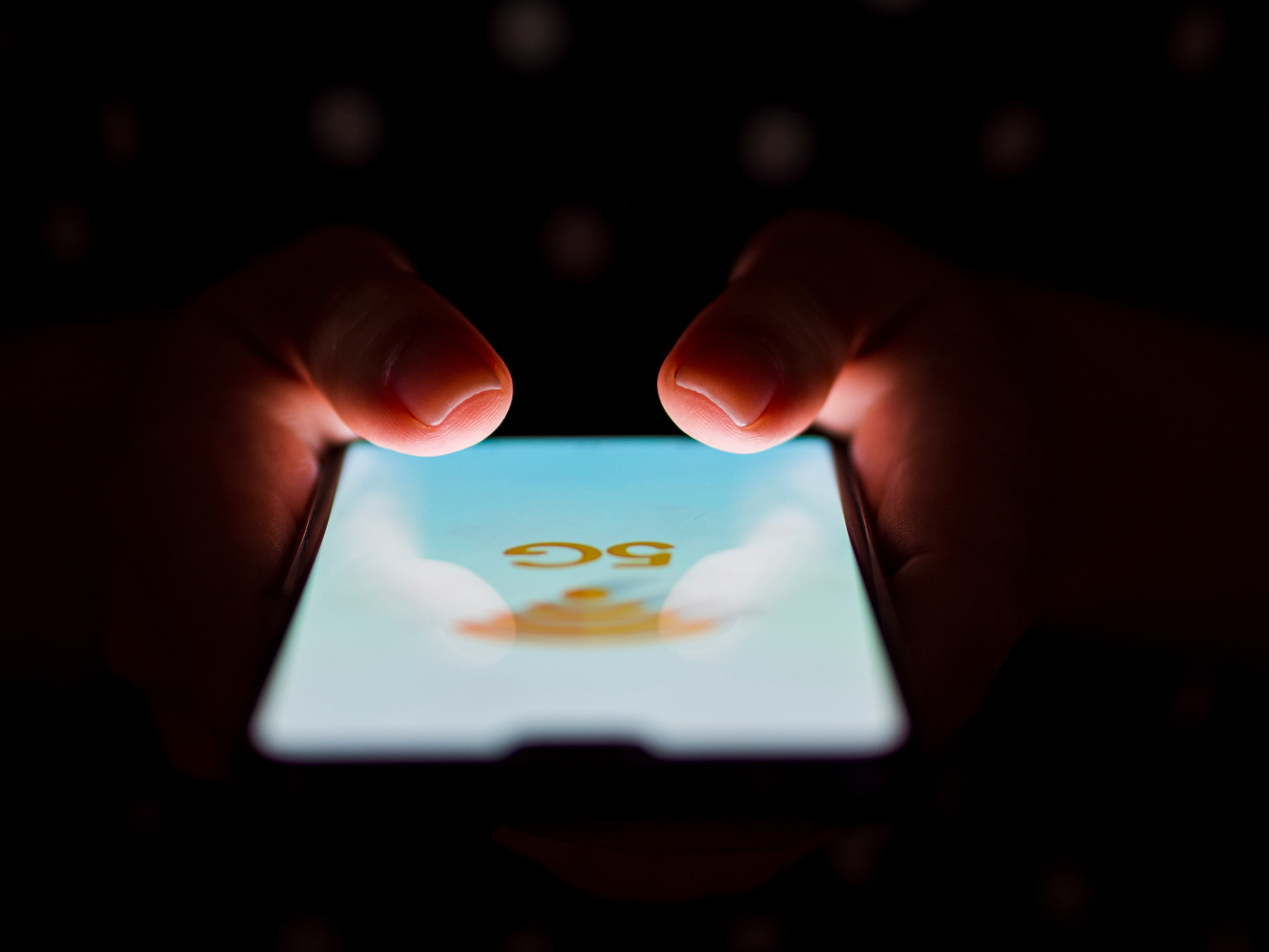 5G Spectrum Auction Day 2 Review - Reliance Jio, Bharti Airtel Top Up In Some Circles: Motilal Oswal