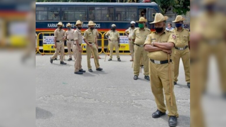 अपनी ही कॉलेज की लड़की को पहले प्रेम जाल में फंसाया, फिर वीडियो बनाकर दोस्तों के साथ करने लगा शोषण