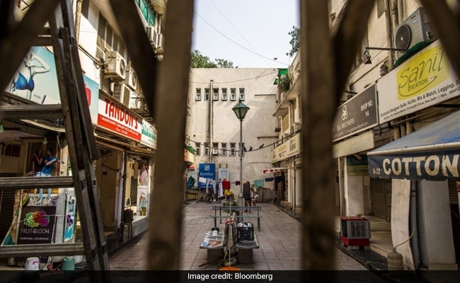 The Pandemic Isn't India's Only Curve to Flatten