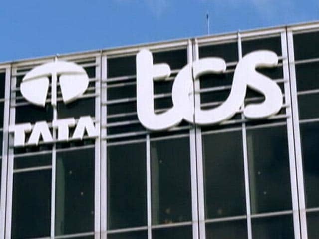 TCS Set To Kick Off Q1 Earnings Season, Shares Decline