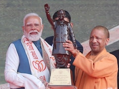 जब मंच से पीएम मोदी ने की सीएम योगी के कामकाज की तारीफ, जानें क्या कहा