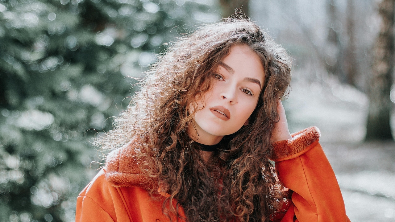 These 10 tips can help you choose the right shampoo for your curl type These 10 tips can help you choose the right shampoo for your curl type