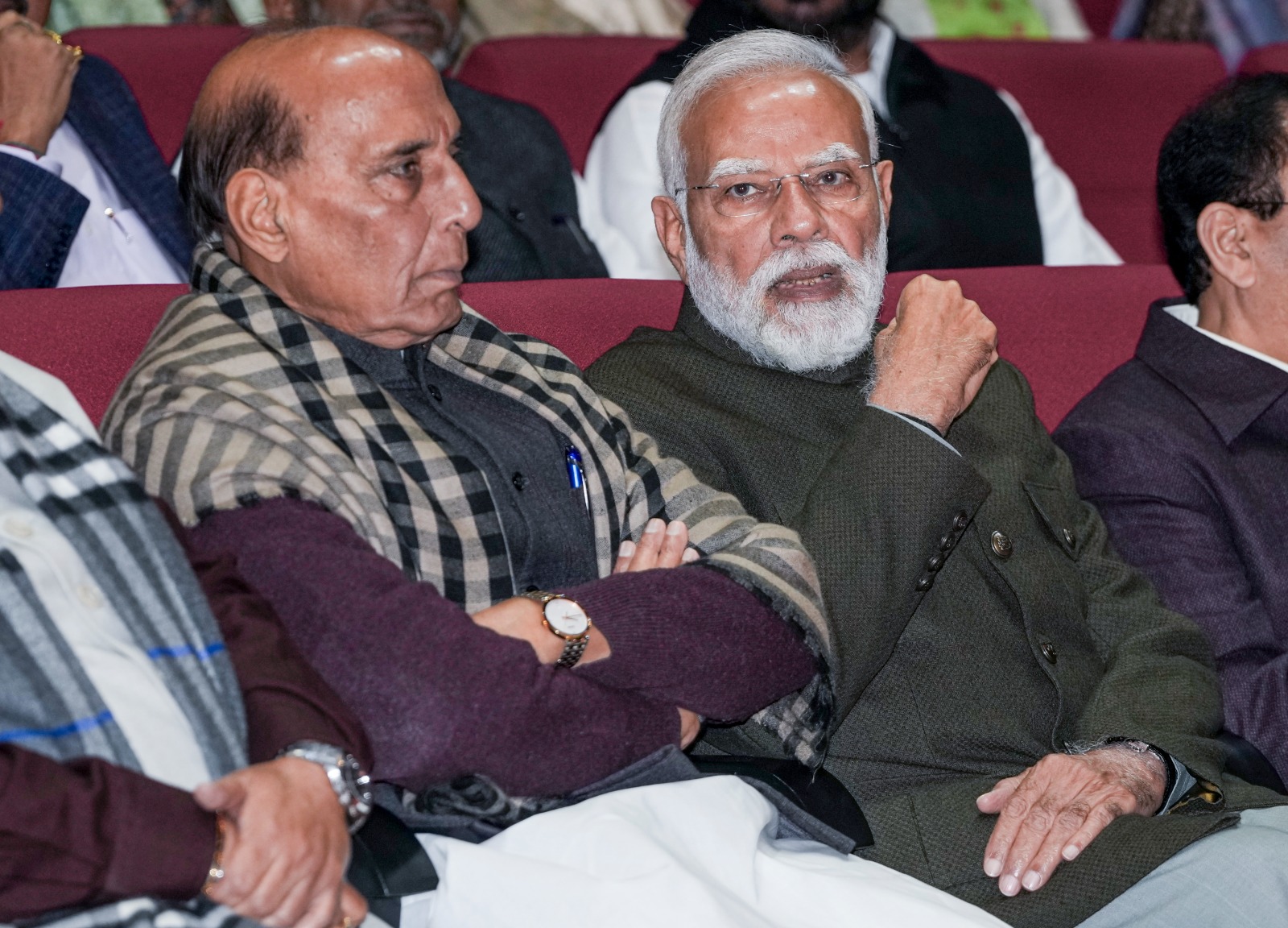 कानून नियम जरूरी, लेकिन किसी को परेशानी न हो... इंडिगो मामले पर पीएम मोदी का बड़ा बयान