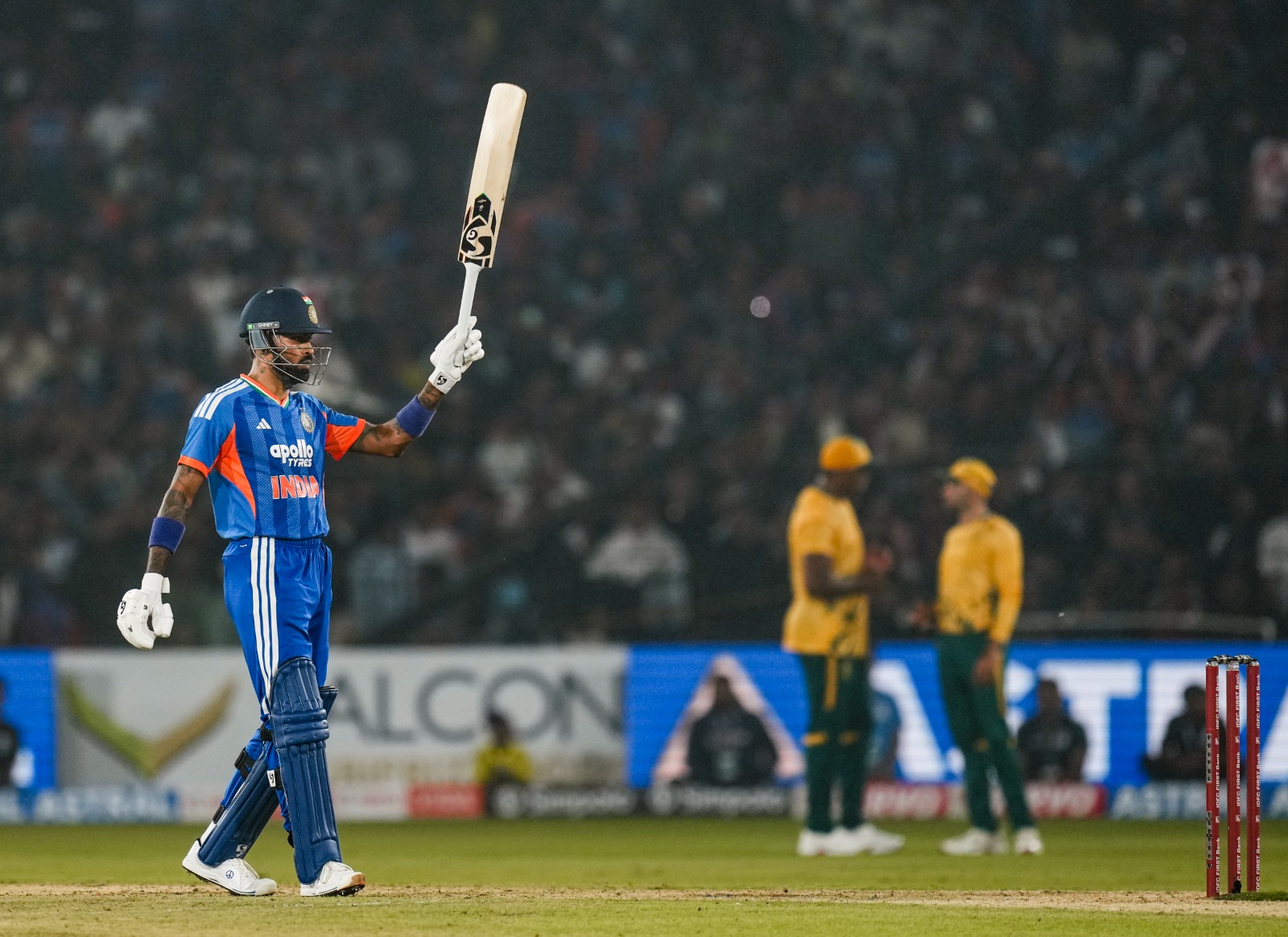 IND vs SA: हार्दिक पंड्या ने बल्ले से मचाया गदर, बना डाला 'अनोखा शतक', कारनामा करने वाले चौथे भारतीय बैटर