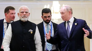 Putin Lands in India for 23rd Summit: Defence, Trade & Energy Top Agenda