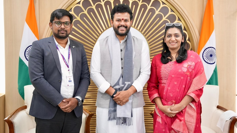 'शंख एयर, अल हिन्द एयर, फ्लाई एक्सप्रेस',  तीन नई एयरलाइंस की भारतीय आसमान में एंट्री, मिली मंजूरी