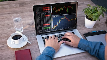 Trade Setup For May 6: Nifty's Key Hurdle Stays At 24,200; GIFT Nifty Signals Positive Start