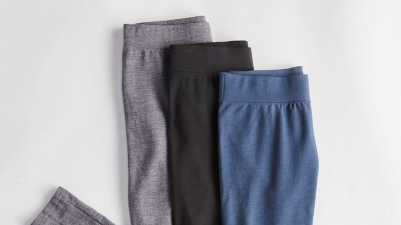 10 Easy Ways To Style Woollen Leggings For Winter Workdays And Weekends 10 Easy Ways To Style Woollen Leggings For Winter Workdays And Weekends