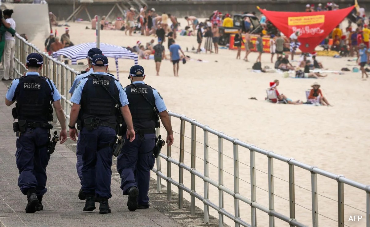 Bondi Beach Sees Muted Christmas Celebrations Days After Attack Killed 15