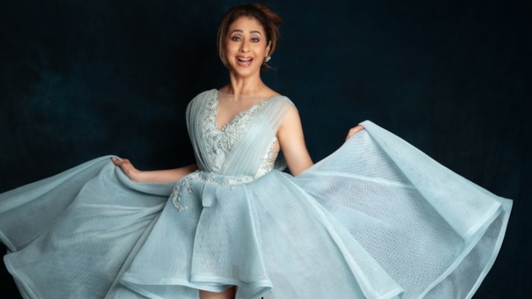 उर्मिला मातोंडकर ने रिक्रिएट किया आइकॉनिक मर्लिन मुनरो फ्लाइंग स्कर्ट पोज, उड़ती हुई ड्रेस में कराया फोटोशूट