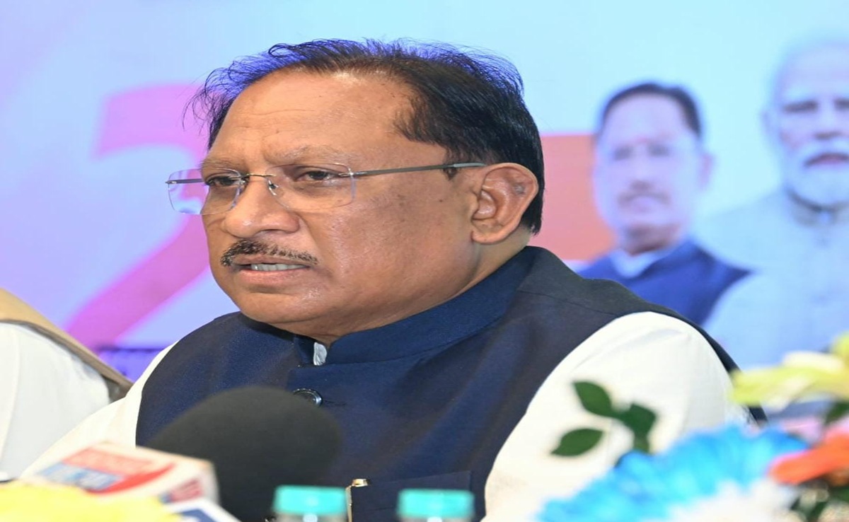 Sai Sarkar Ke 2 Saal: श्रमिकों को साय सरकार का तोहफा, 13 योजनाओं की राशि की गई ट्रांसफर