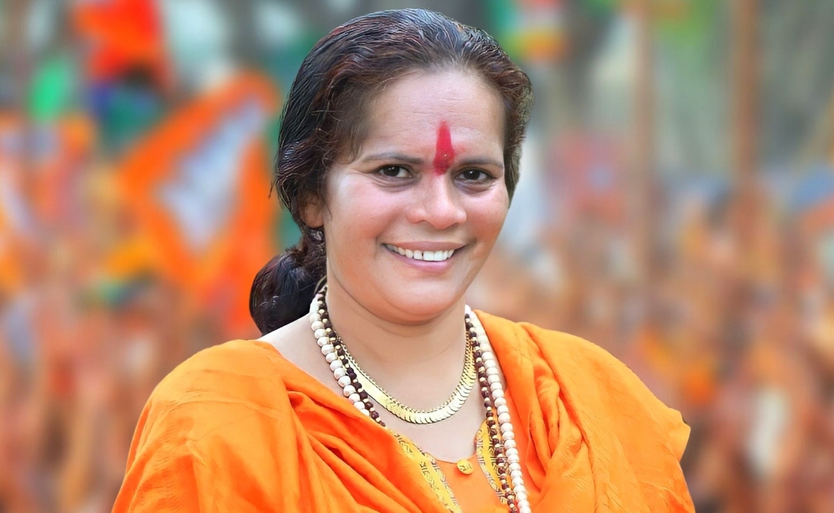 साध्वी प्राची का सवाल, जब ईसाई हिंदू त्योहार नहीं मनाते तो हिंदू क्रिसमस क्यों मनाते हैं, हिजाब विवाद पर दिया यह बयान