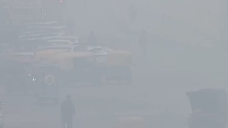 दिल्ली में मौसम का डबल अटैक, चांदनी चौक से वजीरपुर तक हालत खराब, 18 इलाकों में AQI 400 के पार