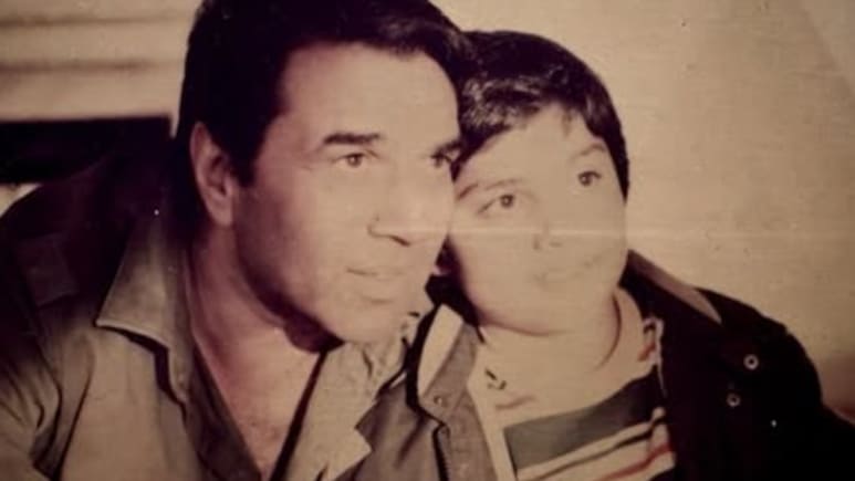 "Look At The Light": When Dharmendra Told Child Abhay Deol After He Was Scolded