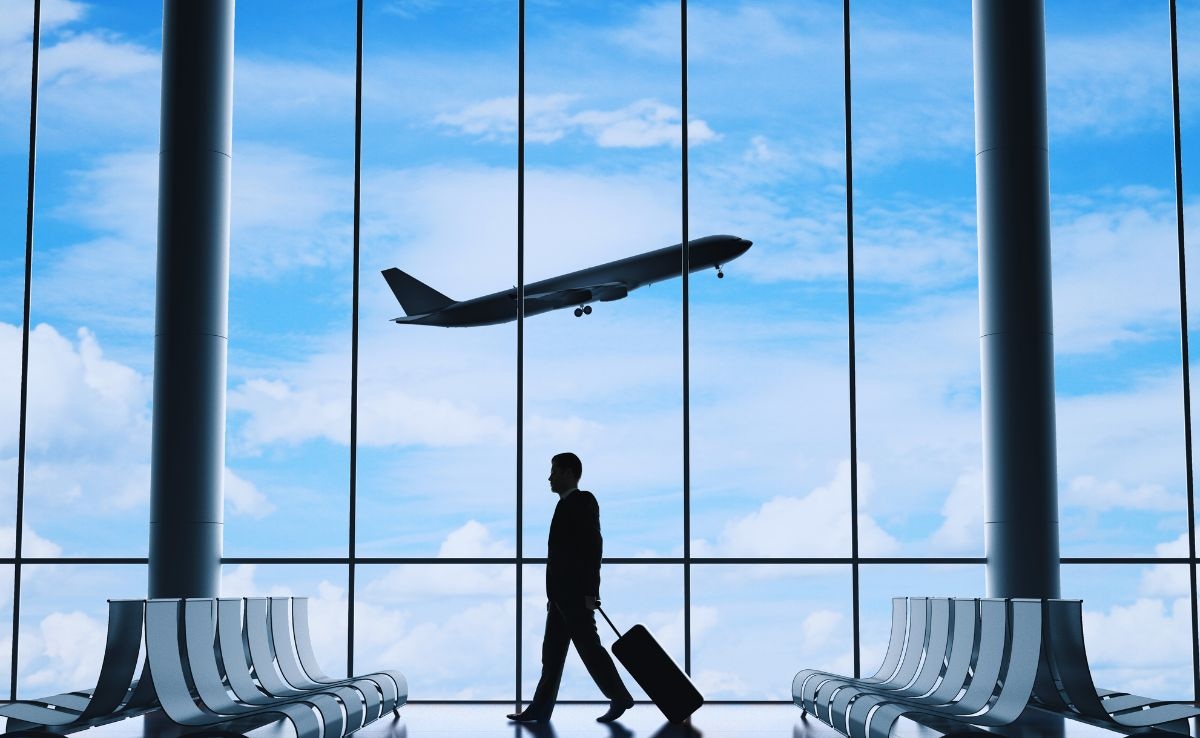 नए साल का तोहफा! फ्लाई एक्&zwj;सप्रेस समेत 3 नई एयरलाइंस को सरकार की हरी झंडी, क्&zwj;या सस्&zwj;ता हो जाएगा हवाई सफर?