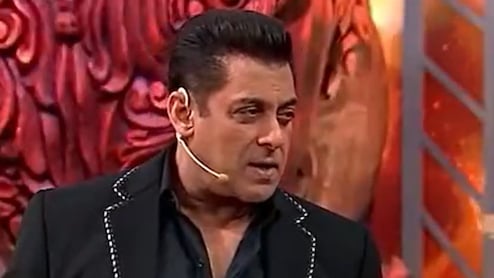 रियलिटी पे आओ... बिग बॉस 19 के ग्रैंड फिनाले में इस एक्स कंटेस्टेंट की लगाई सलमान खान ने क्लास