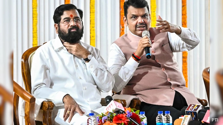 महाराष्ट्र निकाय चुनाव में क्या गठबंधन बचेगा? फडणवीस और शिंदे की देर रात बैठक, अजित पवार करेंगे खेला?