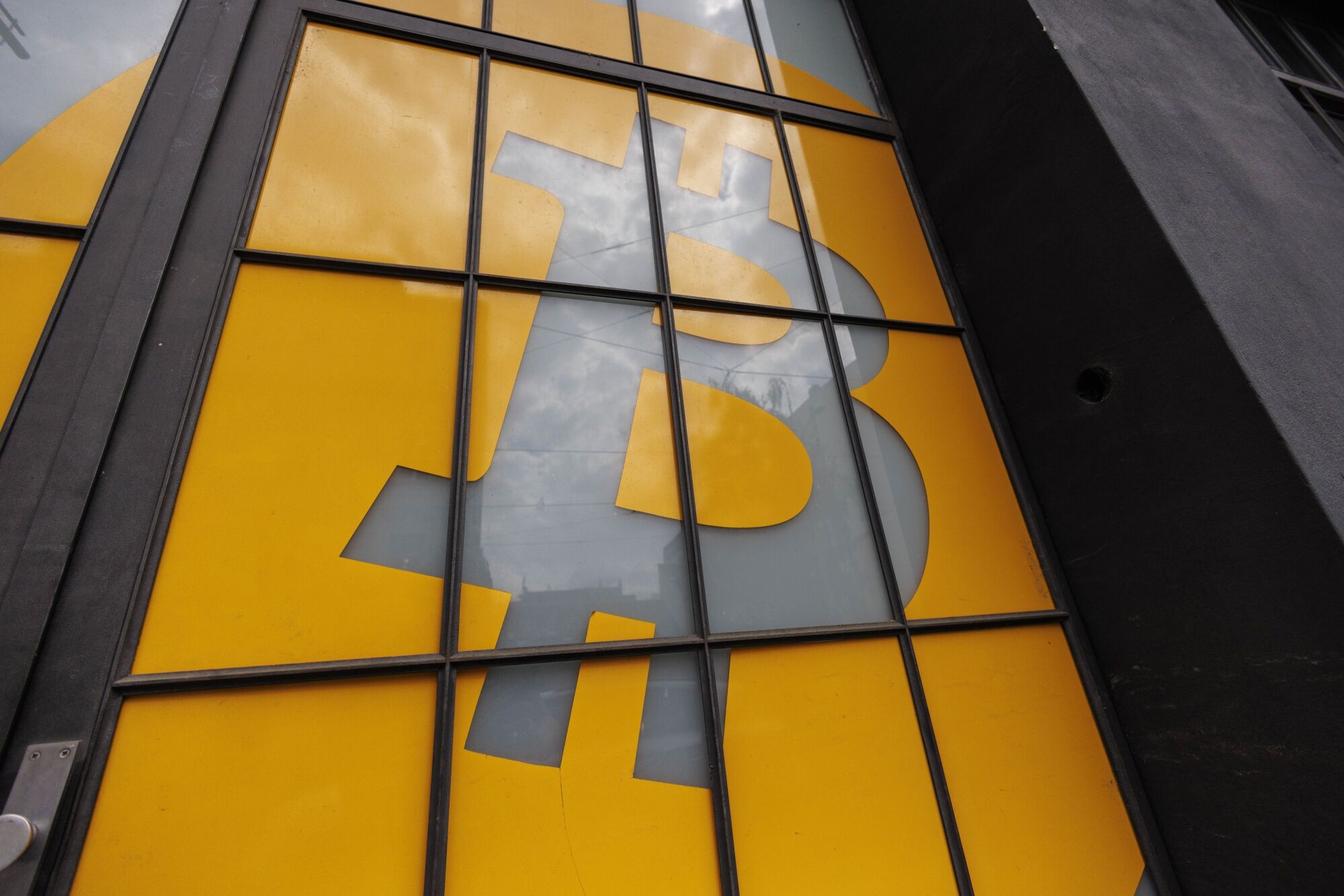 Thief Who Held $3.4 Billion In Bitcoin Deserves Prison, US Says