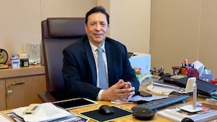 HDFC Bank Shares Fall After RBI Extends Keki Mistry's Tenure As Interim Chairman