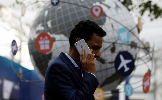 IT Stocks Under Pressure In A Firm Market