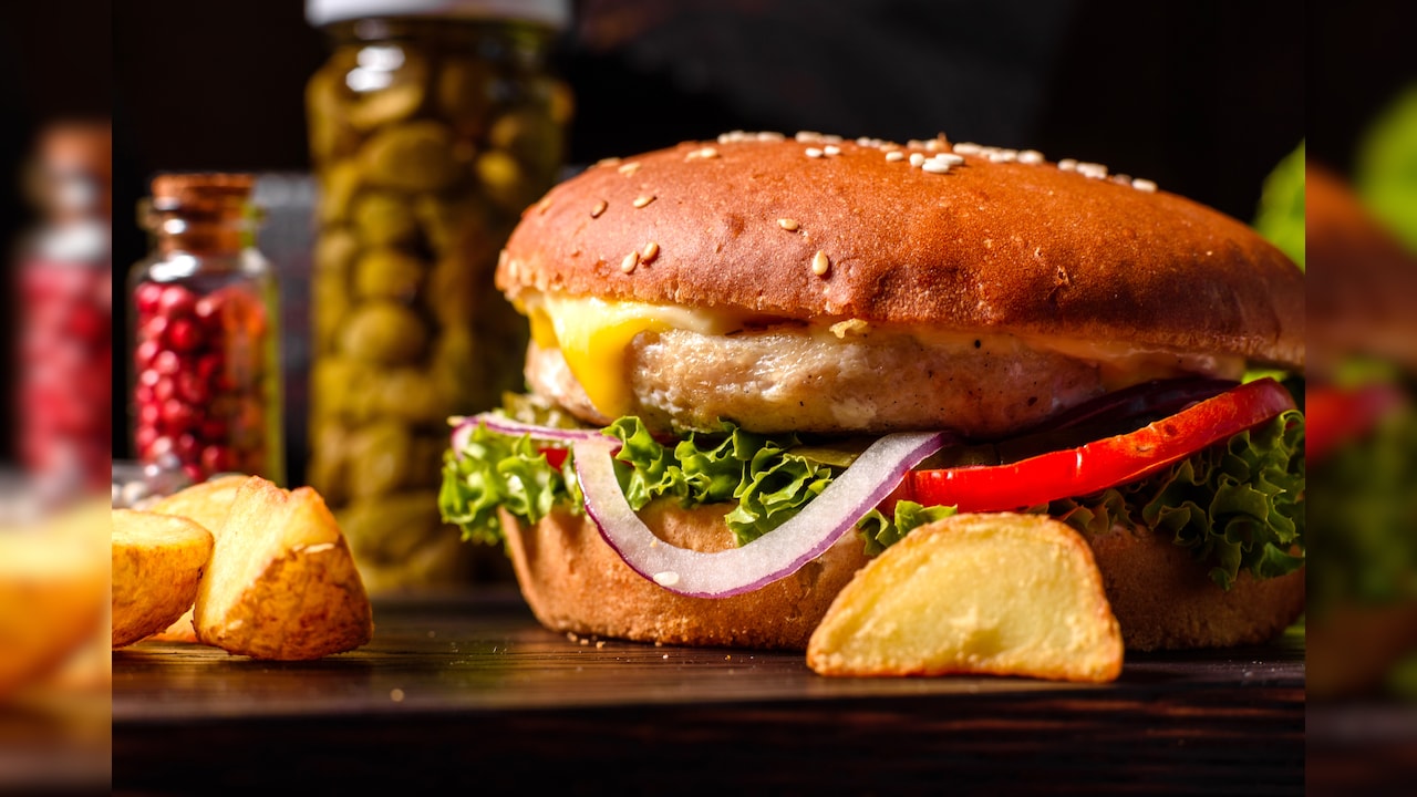 Burger King, Iconic Eatery In Pune's Camp Sealed Amid Maharashtra FDA Crackdown