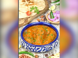 आज क्या बनाऊं: एक ही तरह की सब्जी खाकर हो गए हैं बोर, तो ट्राई करें बेसन करी रोल, नोट करें आसान रेसिपी